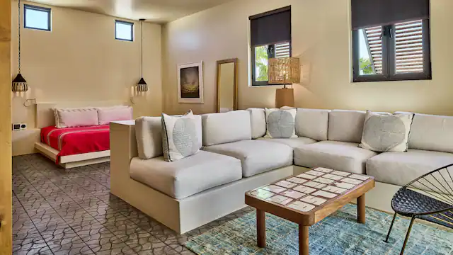 Mountain View Studio King