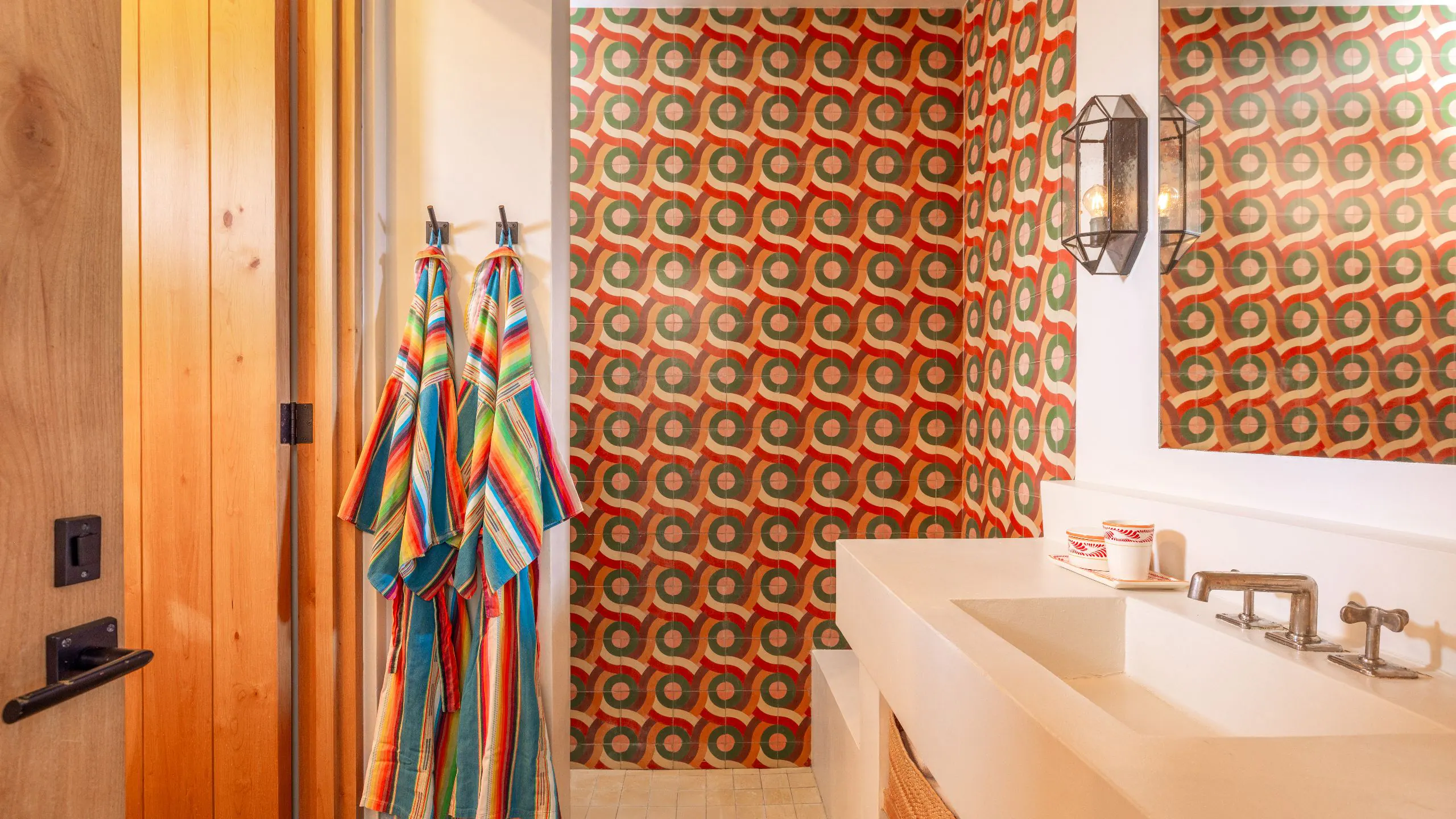 Poolside King Ocean View